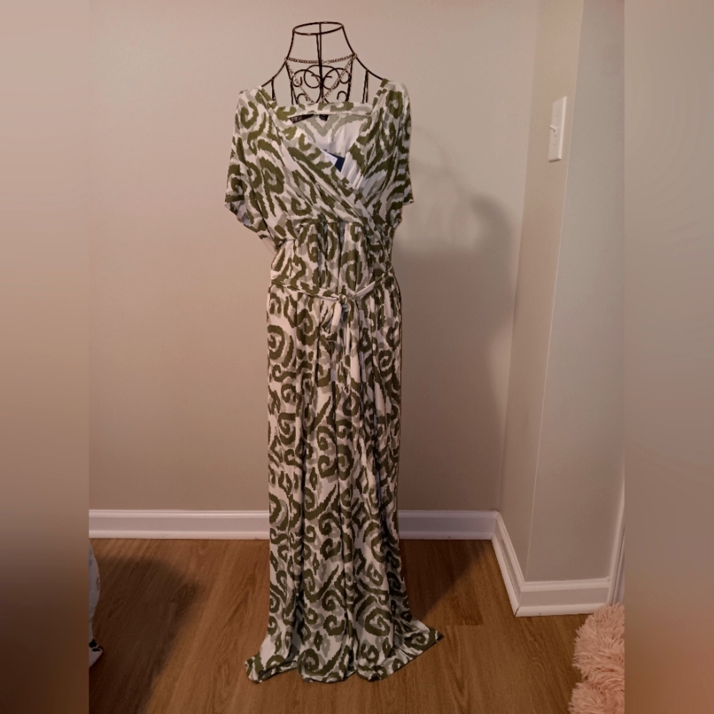 Nwts Plus Size Faux Wrap  Neutral Tribal Jumpsuit 3x
